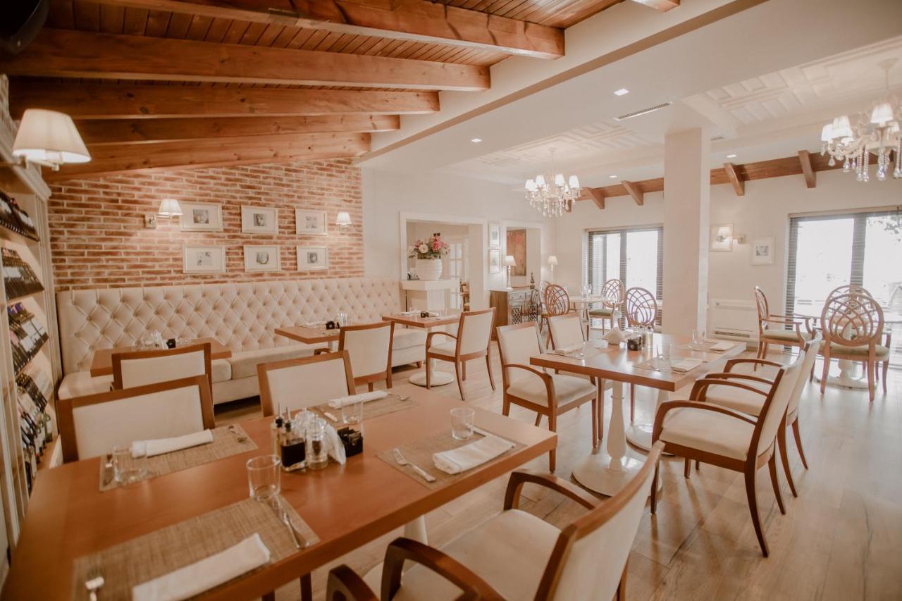House & Restaurant