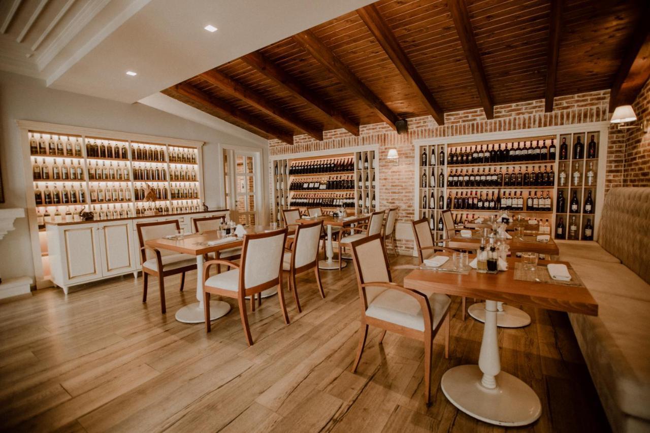 House & Restaurant Tirana