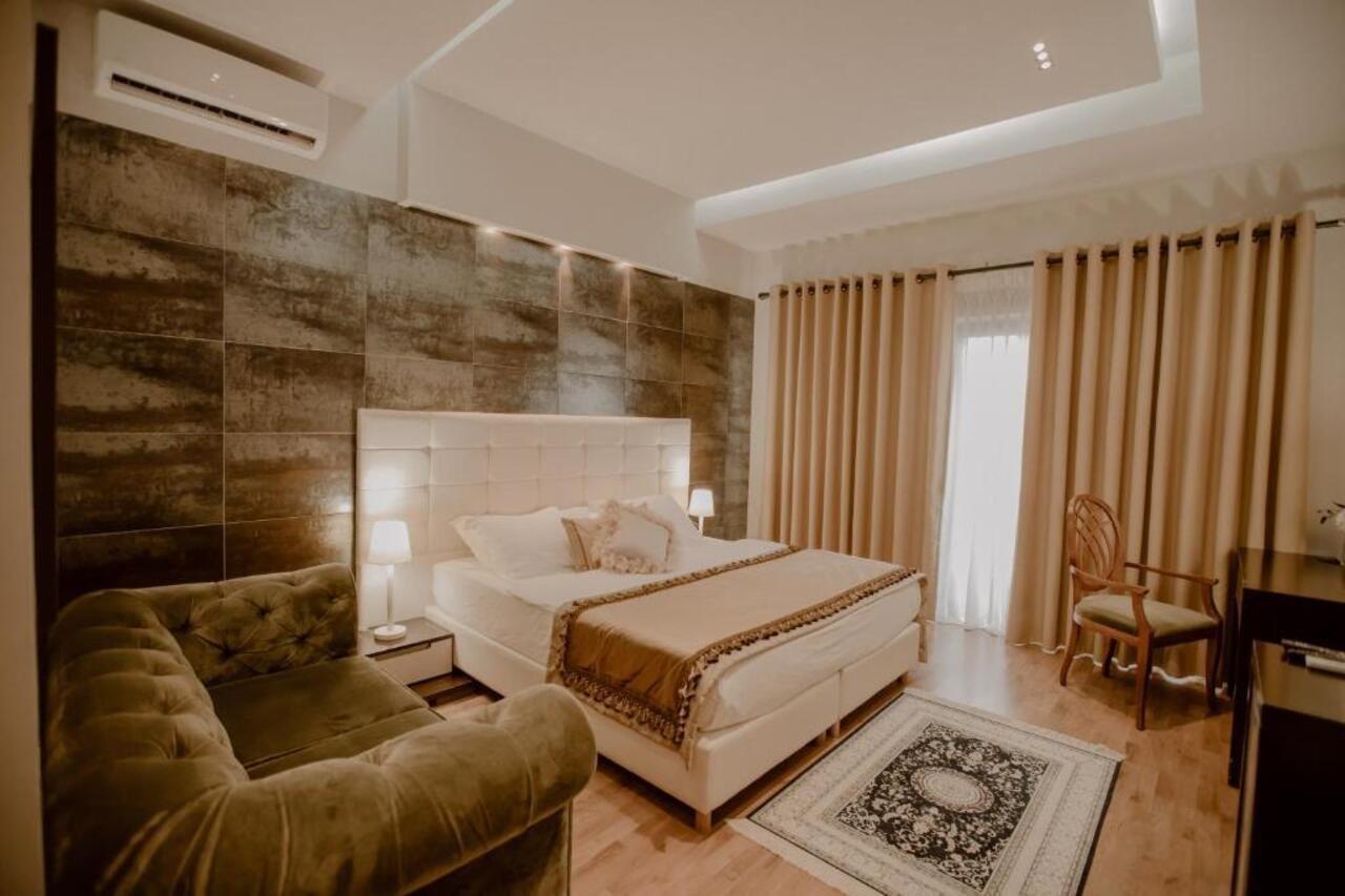 House & Restaurant 4*