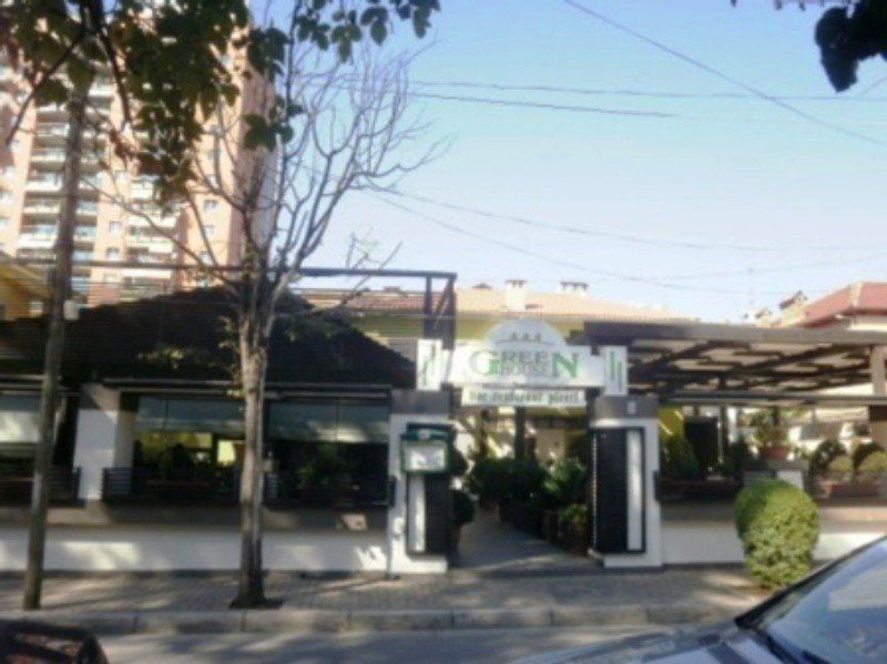 House & Restaurant 4* Tirana