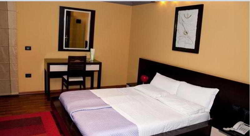 House & Restaurant Hotel 4*