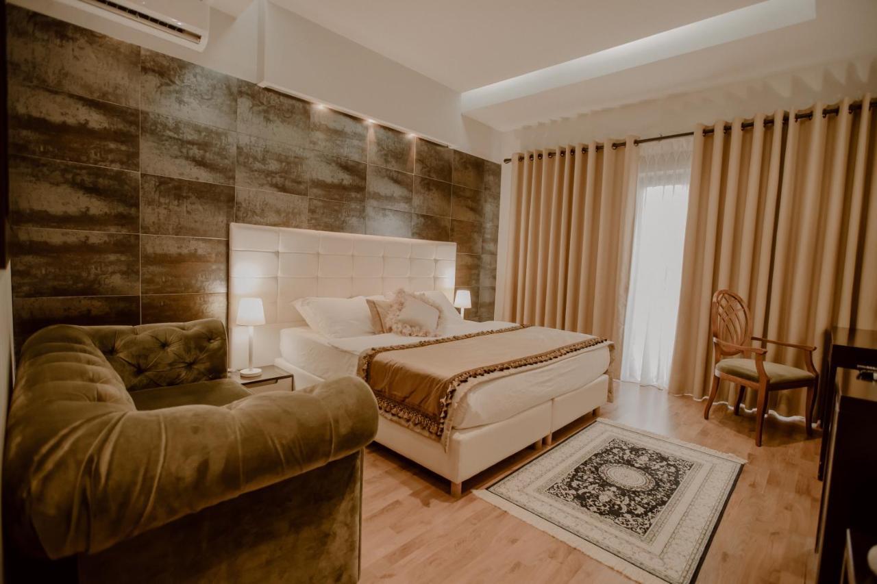 House & Restaurant Hotel 4*